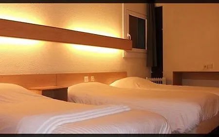 Hotell De La Basse Sambre 2*